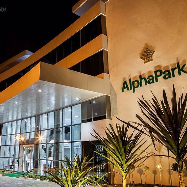 Alphapark Hotel