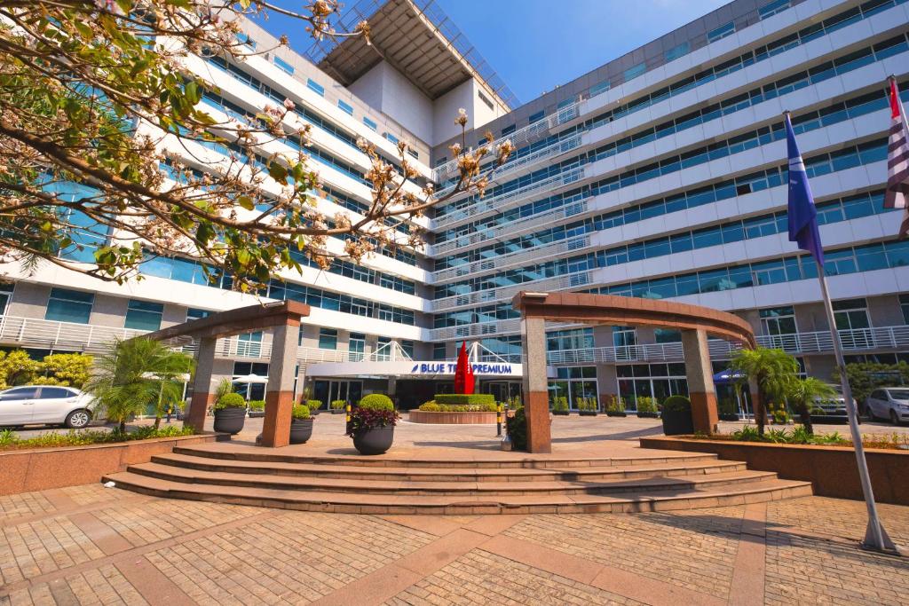 Blue Tree Verbo Divino