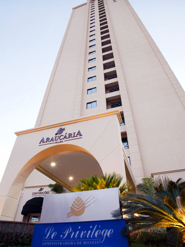 Hotel Araucária Plaza